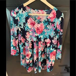 Stretchy boutique peplum blouse